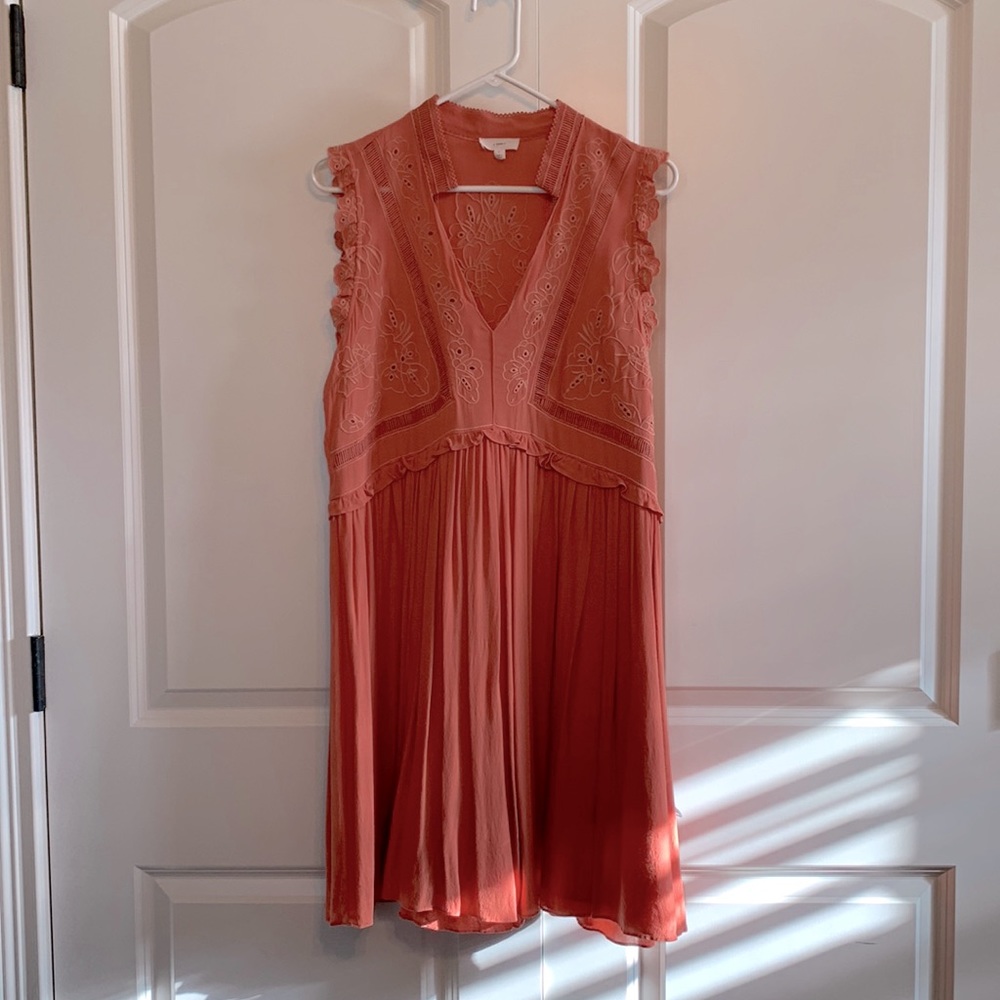 A Loves A Peach Sleeveless V-neck Embroidered Shift Dress - Size L